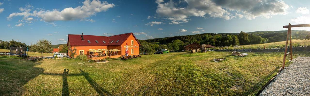 Penzion U Sevcu Holubov Экстерьер фото