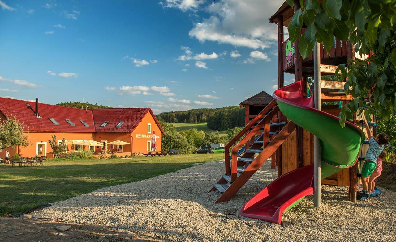 Penzion U Sevcu Holubov Экстерьер фото